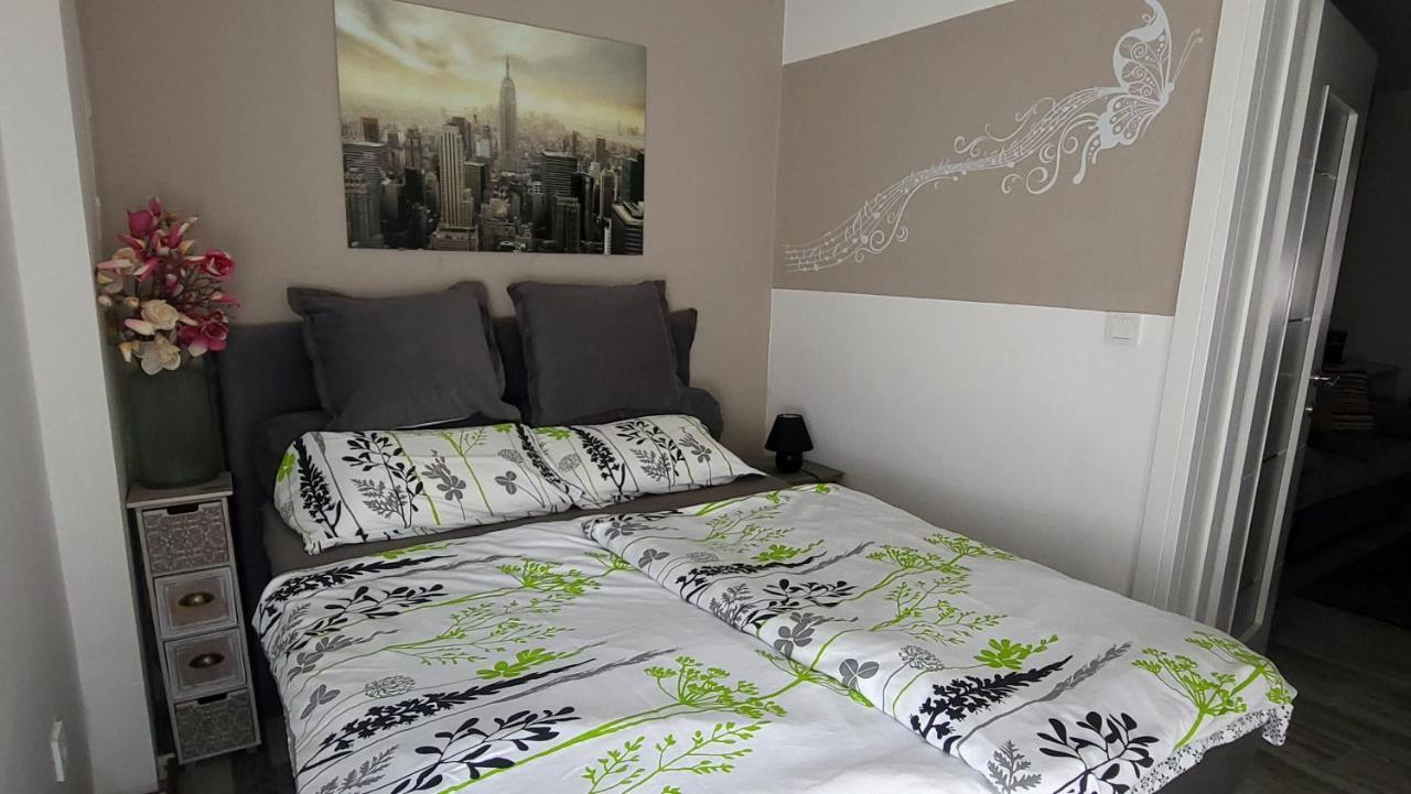 Apartment Impression Osijek Buitenkant foto