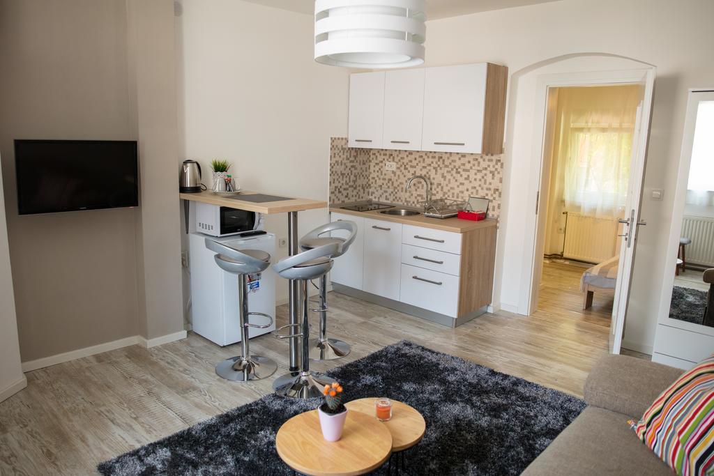 Apartment Impression Osijek Buitenkant foto