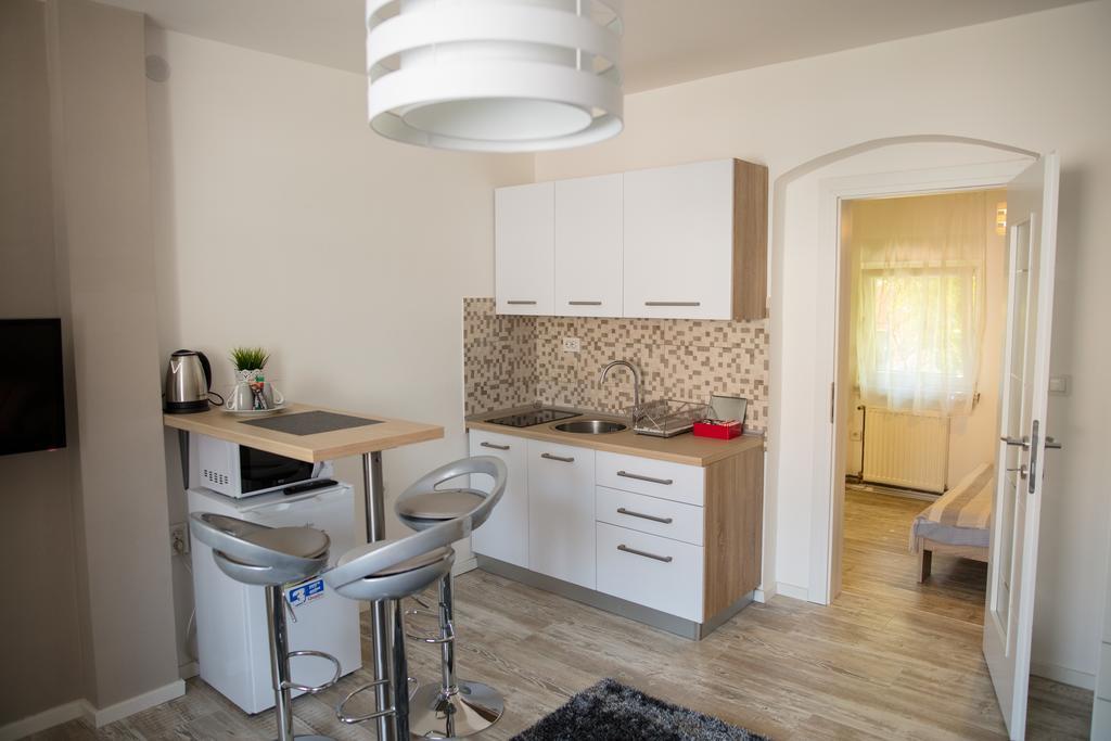 Apartment Impression Osijek Buitenkant foto