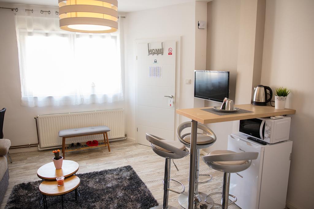Apartment Impression Osijek Buitenkant foto
